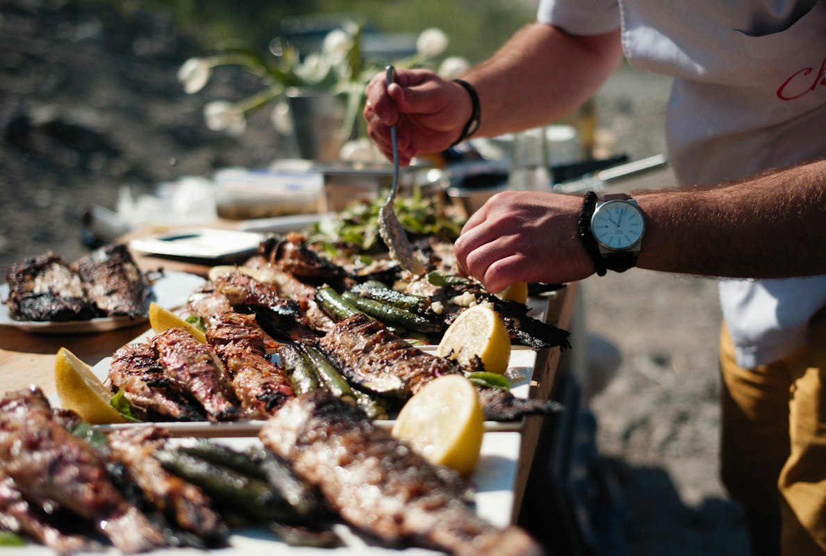 Frischer Fisch mit Gemüse